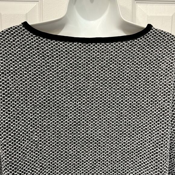 Karl Lagerfeld Paris Black/White 3/4 Sleeve Top Size XS (fits larger) - Picture 9 of 12